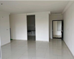 Room in 3 BHK Apartment at Godrej Aqua, International Airport Road – for Sale