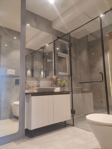 Kitchen in 4 BHK Builder Floor at BPTP Green Oaks, Sector 70a – for Sale