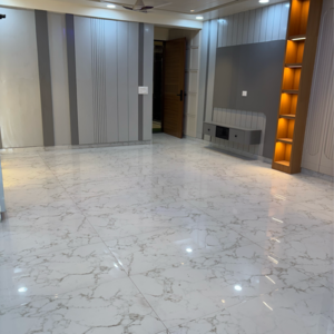 Room in 4 BHK Apartment at Vaishali Nagar – for Sale