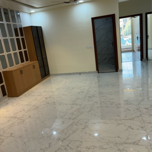 Room in 4 BHK Apartment at Vaishali Nagar – for Sale