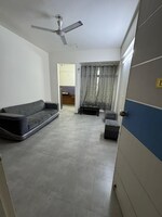 1 BHK 1000 Sq.Ft. Apartment in South Bopal