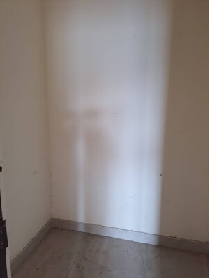 Room in 3 BHK Apartment at Fusion Homes, Tech Zone 4 Greater Noida – for Rent