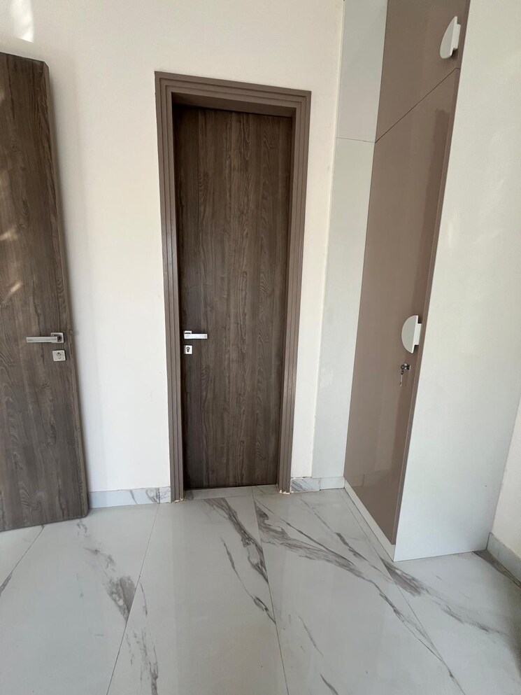 undefined, smart-world-gems 2 Bedroom 1105 Sq.Ft. Apartment In Sector 89 Gurgaon 9571748