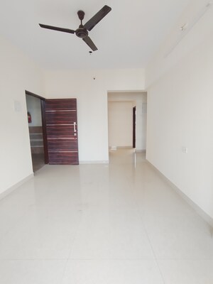 2 BHK Apartment For Rent in Aggarwal Sumeet Elegance, Manpada