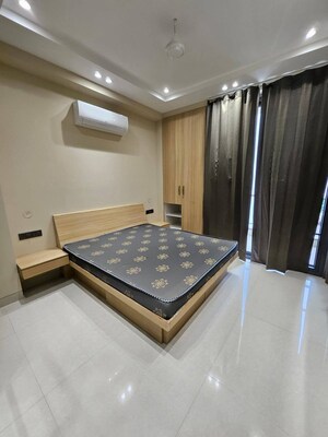 1 BHK Apartment For Rent in Saket
