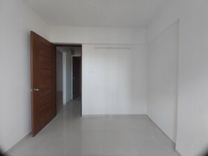 Room in 1 BHK Apartment at Kharadi – for Rent