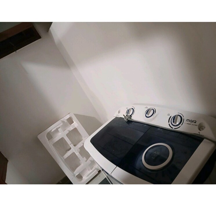 Team Area, pir machalla 3 Bedroom 1200 Sq.Ft. Apartment In Pir Machalla Zirakpur 9571766