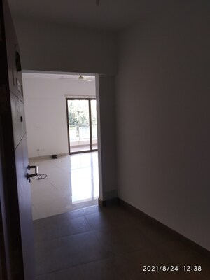 Room in 3 BHK Apartment at Paranjape Blue Ridge, Hinjewadi – for Sale