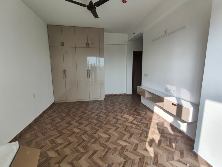 Bedroom, tulip-yellow 3 Bedroom 1704 Sq.Ft. Apartment In Sector 69 Gurgaon 9571778