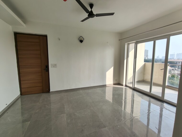 Room, tulip-yellow 3 Bedroom 1704 Sq.Ft. Apartment In Sector 69 Gurgaon 9571800