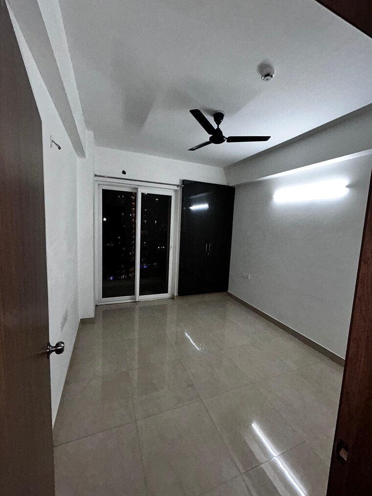 Room, ats-happy-trails 3 Bedroom 1385 Sq.Ft. Apartment In Sector 10 Greater Noida Greater Noida 9571790