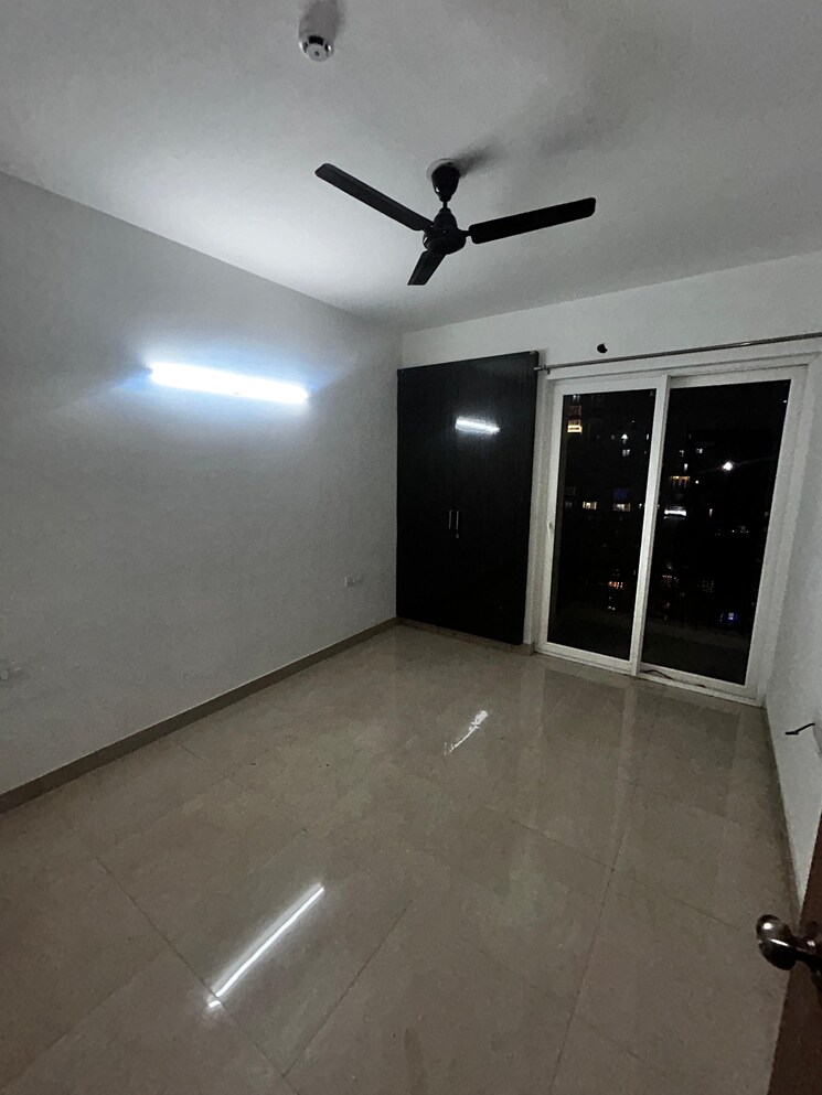 Room, ats-happy-trails 3 Bedroom 1385 Sq.Ft. Apartment In Sector 10 Greater Noida Greater Noida 9571790
