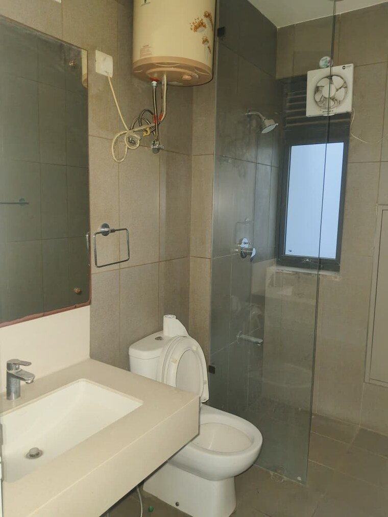 Bathroom, ireo-skyon 3 Bedroom 2045 Sq.Ft. Apartment In Sector 60 Gurgaon 9571797