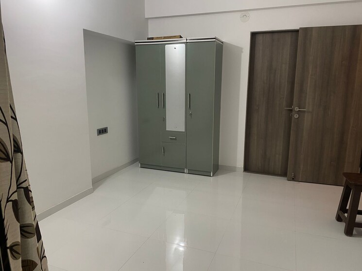 Room, kalyani nagar 2 Bedroom 695 Sq.Ft. Apartment In Kalyani Nagar Pune 9571799