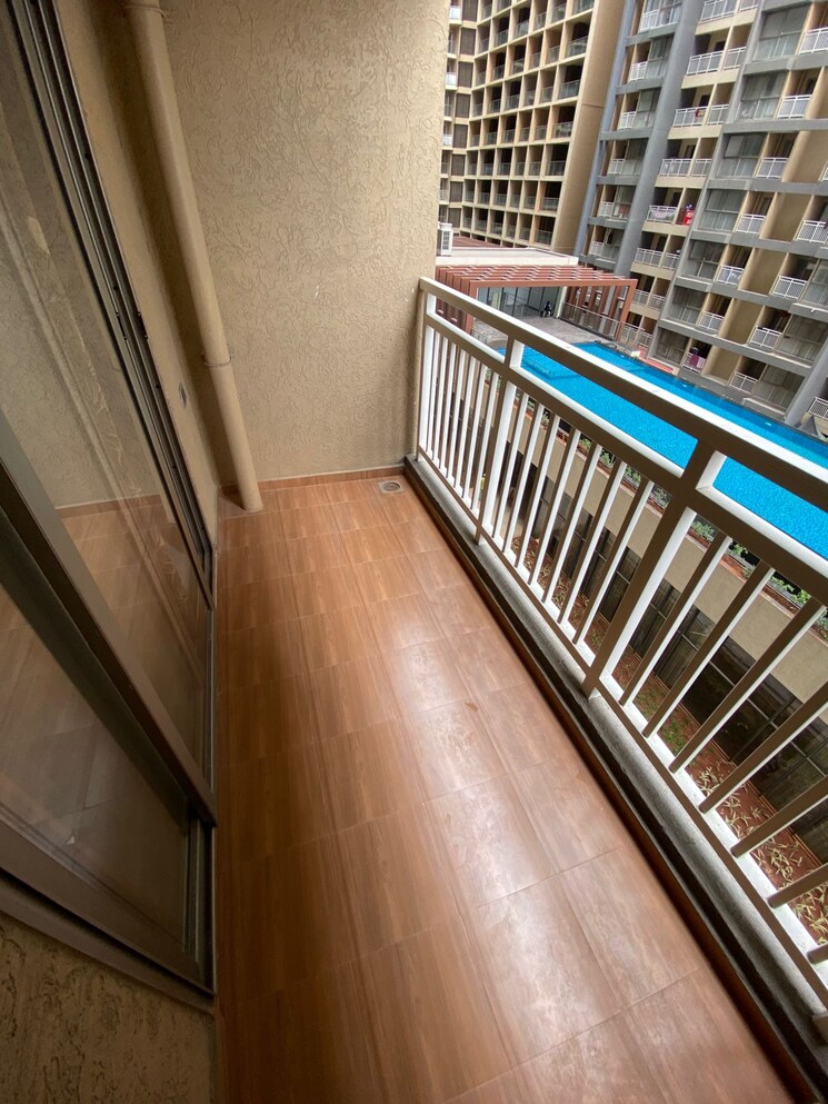 Balcony, kalyani nagar 2 Bedroom 695 Sq.Ft. Apartment In Kalyani Nagar Pune 9571799