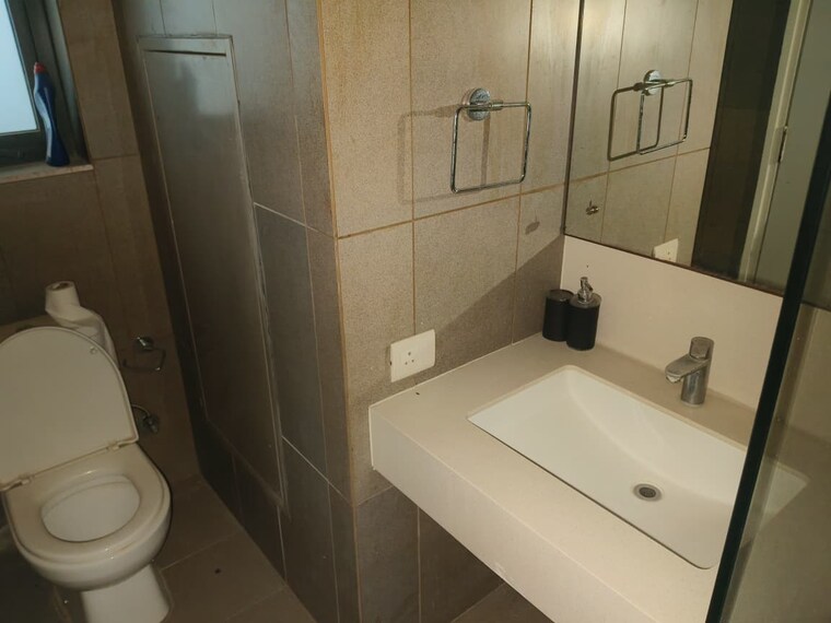 Bathroom, ireo-skyon 3 Bedroom 2045 Sq.Ft. Apartment In Sector 60 Gurgaon 9571808