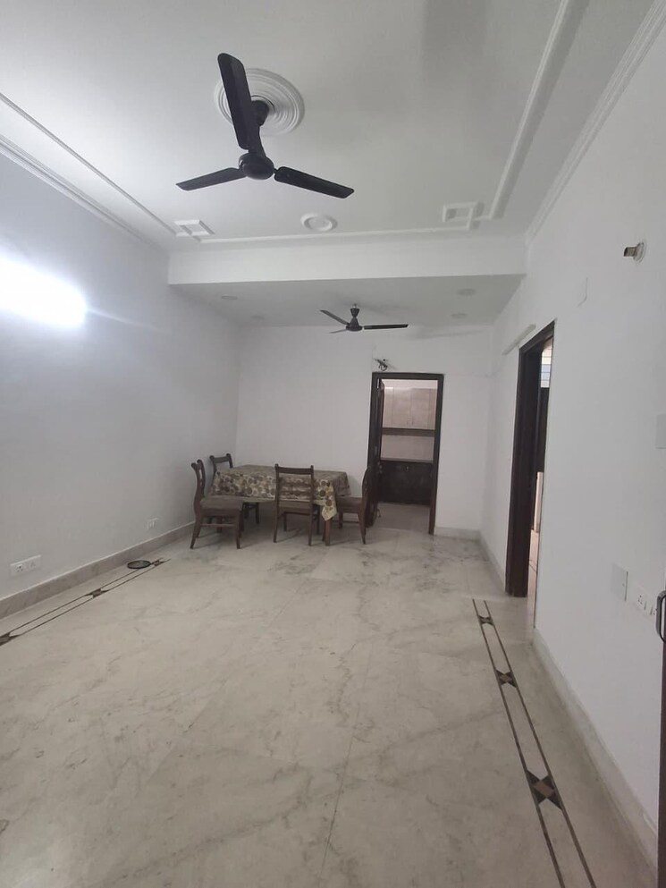 undefined, dwarkadhis-city 2 Bedroom 165 Sq.Yd. Builder Floor In Sector 23 Gurgaon 9571819