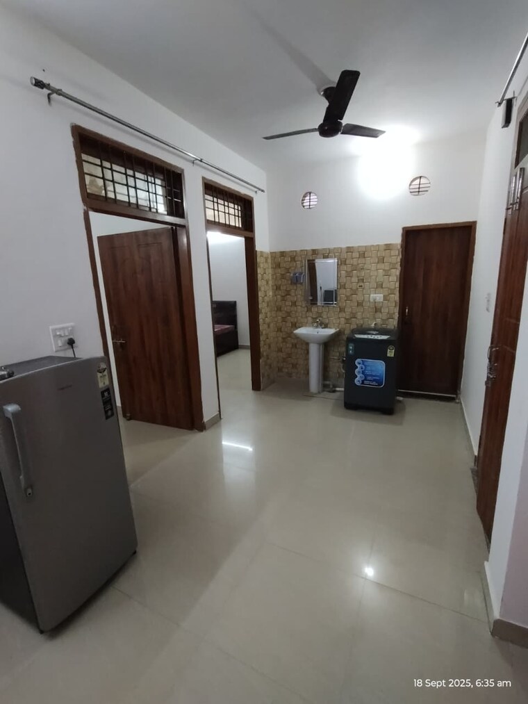 Living Room, balaji-apartments-palam-vihar 2 Bedroom 950 Sq.Ft. Builder Floor In Palam Vihar Extension Gurgaon 9571888