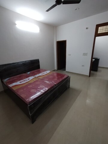 Bedroom in 2 BHK Builder Floor at Balaji Apartments Palam Vihar, Palam Vihar Extension – for Rent