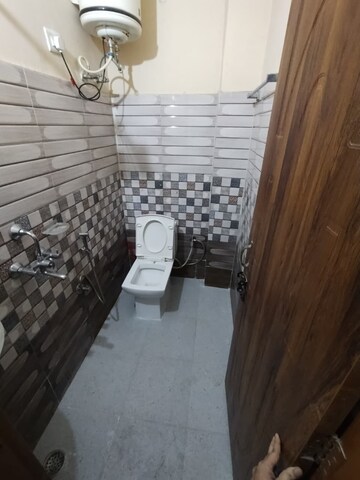 Balcony in 2 BHK Builder Floor at Balaji Apartments Palam Vihar, Palam Vihar Extension – for Rent