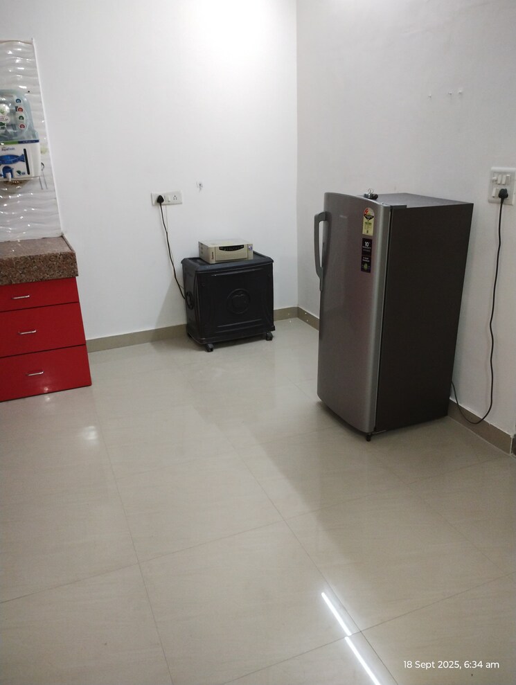 Room, balaji-apartments-palam-vihar 2 Bedroom 950 Sq.Ft. Builder Floor In Palam Vihar Extension Gurgaon 9571888