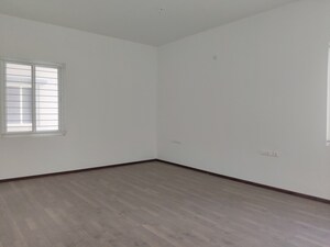 Room in 4 BHK Apartment at Rajapushpa Eterna, Nanakramguda – for Sale