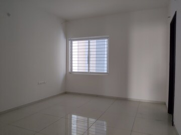 Room in 4 BHK Apartment at Rajapushpa Eterna, Nanakramguda – for Sale