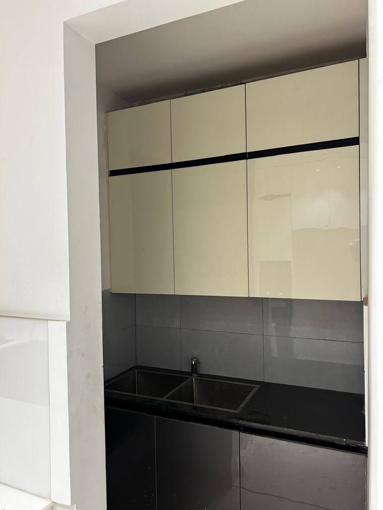 Kitchen, ansal-sushant-floors 3 Bedroom 2100 Sq.Ft. Builder Floor In Sushant Lok ii Gurgaon 9571871