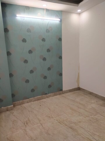 Room in 2 BHK Builder Floor at Govindpuri – for Sale