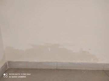 Furnished Amenities in 2 BHK Apartment at Supertech Czar Suites, Omicron I Greater Noida – for Sale