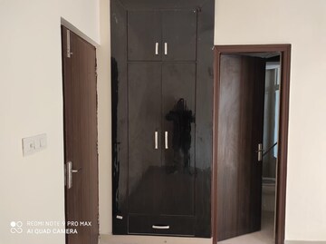 Furnished Amenities in 2 BHK Apartment at Supertech Czar Suites, Omicron I Greater Noida – for Sale