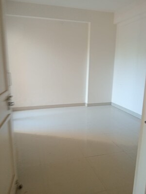 Room in 2.5 BHK Apartment at Manglam Aadhar, Gandhi Path – for Rent