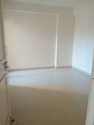 Room in 2.5 BHK Apartment at Manglam Aadhar, Gandhi Path – for Rent