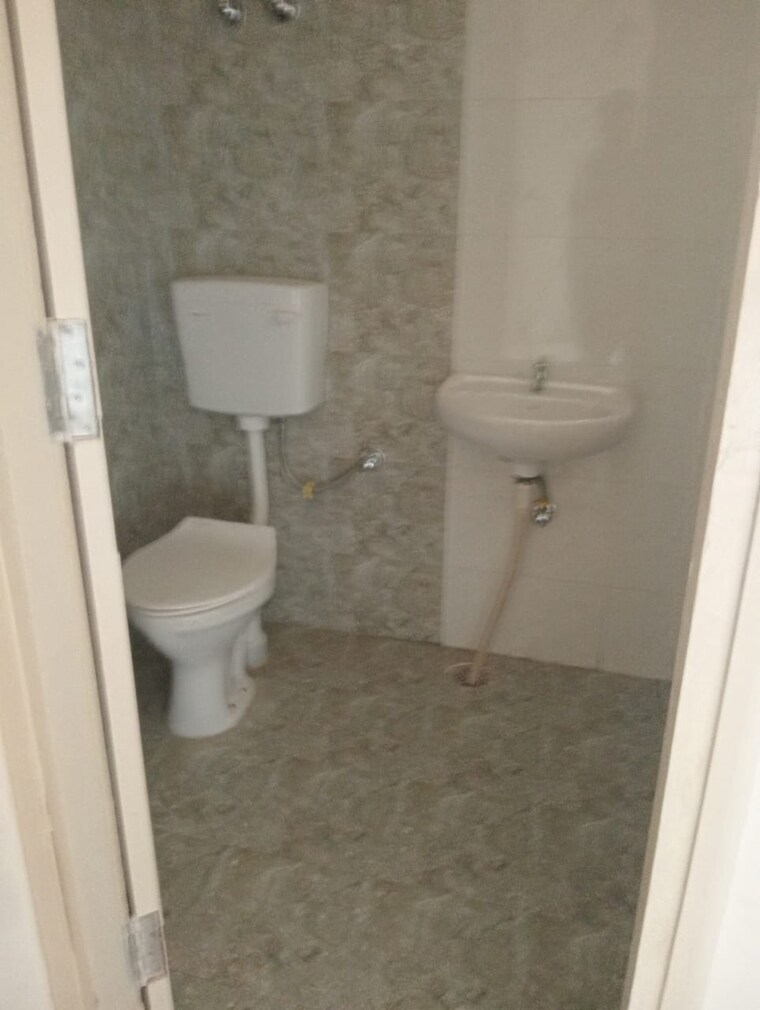 Bathroom, manglam-aadhar 2.5 Bedroom 918 Sq.Ft. Apartment In Gandhi Path Jaipur 9571942