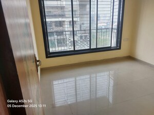 Room in 3 BHK Apartment at Sanpada Sector 1 – for Rent