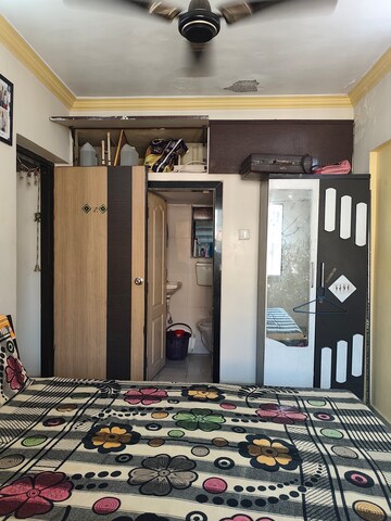 Master Bedroom in 1 BHK Apartment at Sai Deep Plaza Nalasopara, Nalasopara East – for Sale