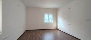 Room in 3 BHK Apartment at Rajapushpa Eterna, Nanakramguda – for Sale