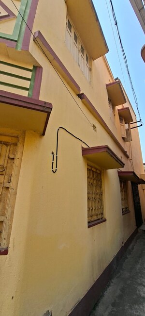 Staircase in 6 BHK Independent House at Sodepur – for Sale