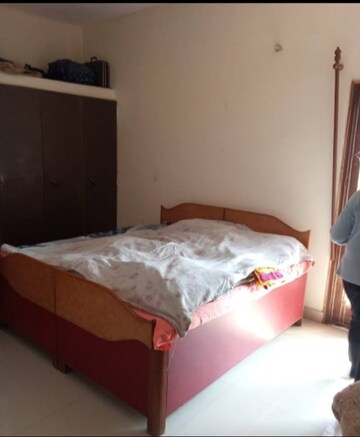 Bedroom in 2 BHK Independent House at Aliganj – for Rent