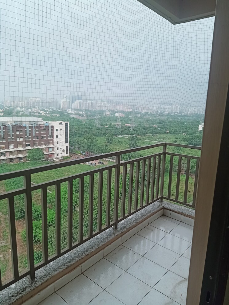 Balcony, ardee-city-palm-grove-heights 4 Bedroom 2480 Sq.Ft. Apartment In Sector 52 Gurgaon 9572013