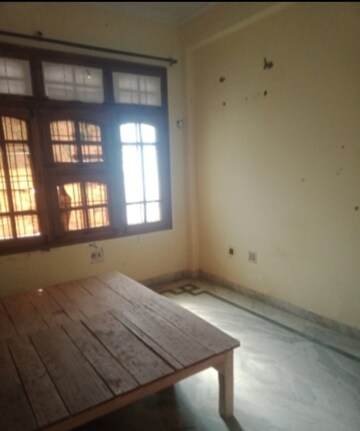 Room in 2 BHK Independent House at Vikas Nagar – for Rent