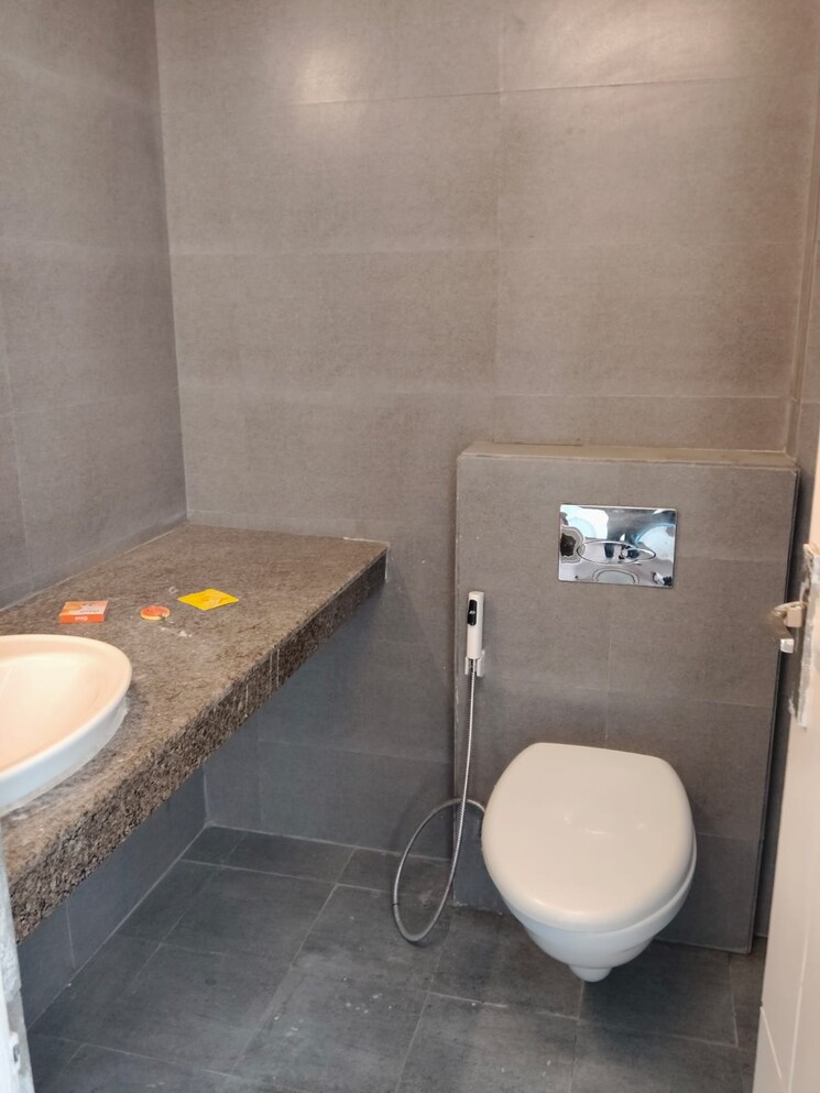 Bathroom, mapsko-mount-ville 3 Bedroom 1498 Sq.Ft. Apartment In Sector 79 Gurgaon 9572046