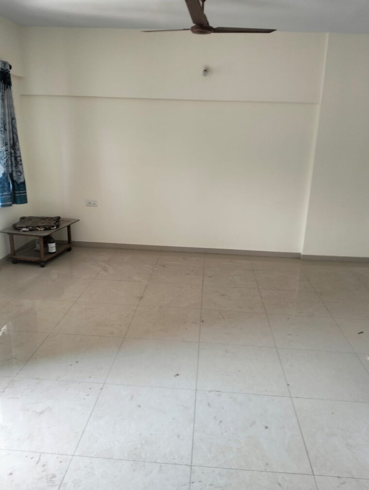 Room, surana-zinnea 3 Bedroom 1500 Sq.Ft. Apartment In Bavdhan Pune 9572070