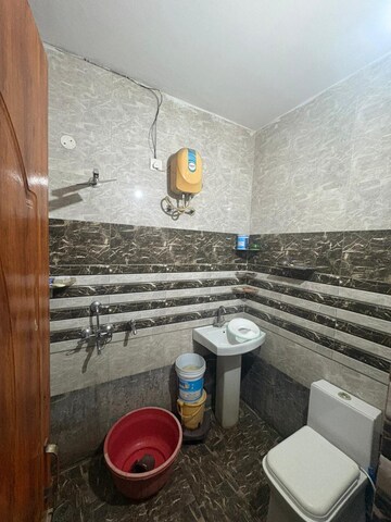 2 BHK Builder Floor For Sale in Dhakoli