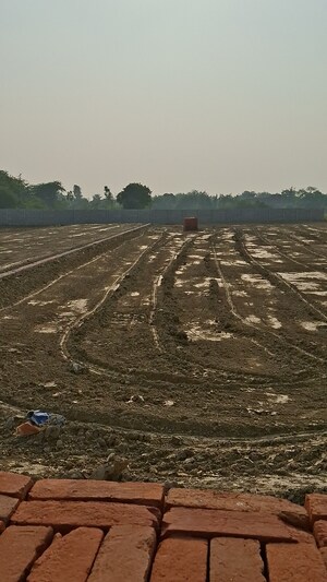  Plot – Exterior View View at Raebareli Road - for Sale