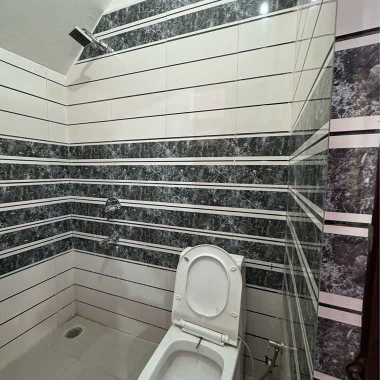 Attached Bathroom, guru teg bahadur nagar 3 Bedroom 1053 Sq.Ft. Independent House In Guru Teg Bahadur Nagar Mohali 9572113