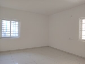 Room in 3 BHK Apartment at Rajapushpa Eterna, Nanakramguda – for Sale