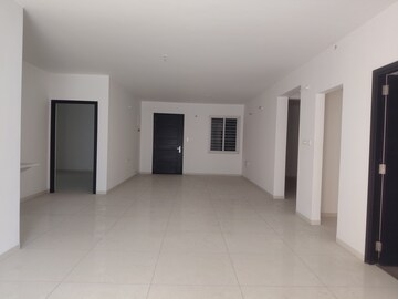 Room in 3 BHK Apartment at Rajapushpa Eterna, Nanakramguda – for Sale