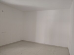 Room in 3 BHK Apartment at Rajapushpa Eterna, Nanakramguda – for Sale