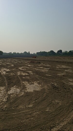  Plot – Exterior View View at Raebareli Road - for Sale